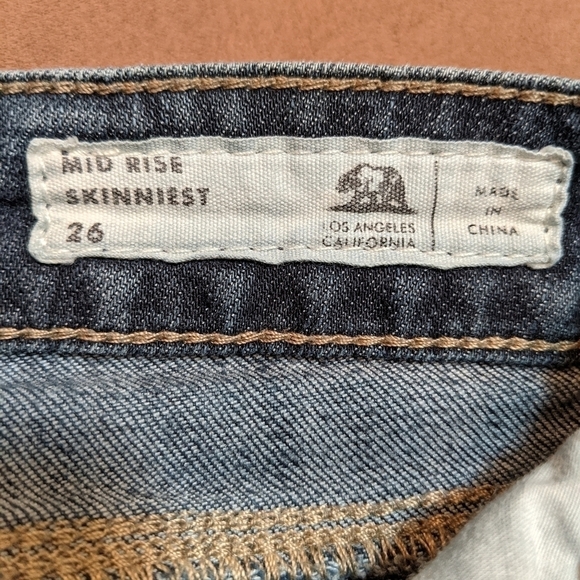 Bullhead Mid Rise Skinniest Women's Jeans Size 26 - Picture 7 of 8